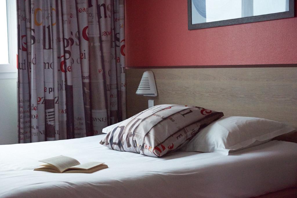 Ace Hotel Montlucon Saint-Victor-des-Oules Esterno foto